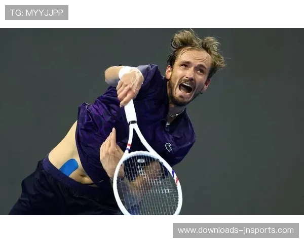 梅德韦杰夫硬地实力获认可,成现役硬地冠军数第二球员 梅德韦杰夫硬地实力获认可,成现役硬地冠军数第二球员