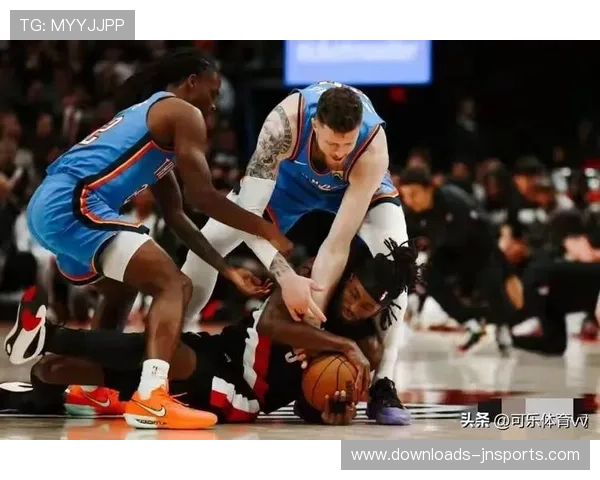 雷霆三分雨击溃开拓者，亚历山大37分全场最佳